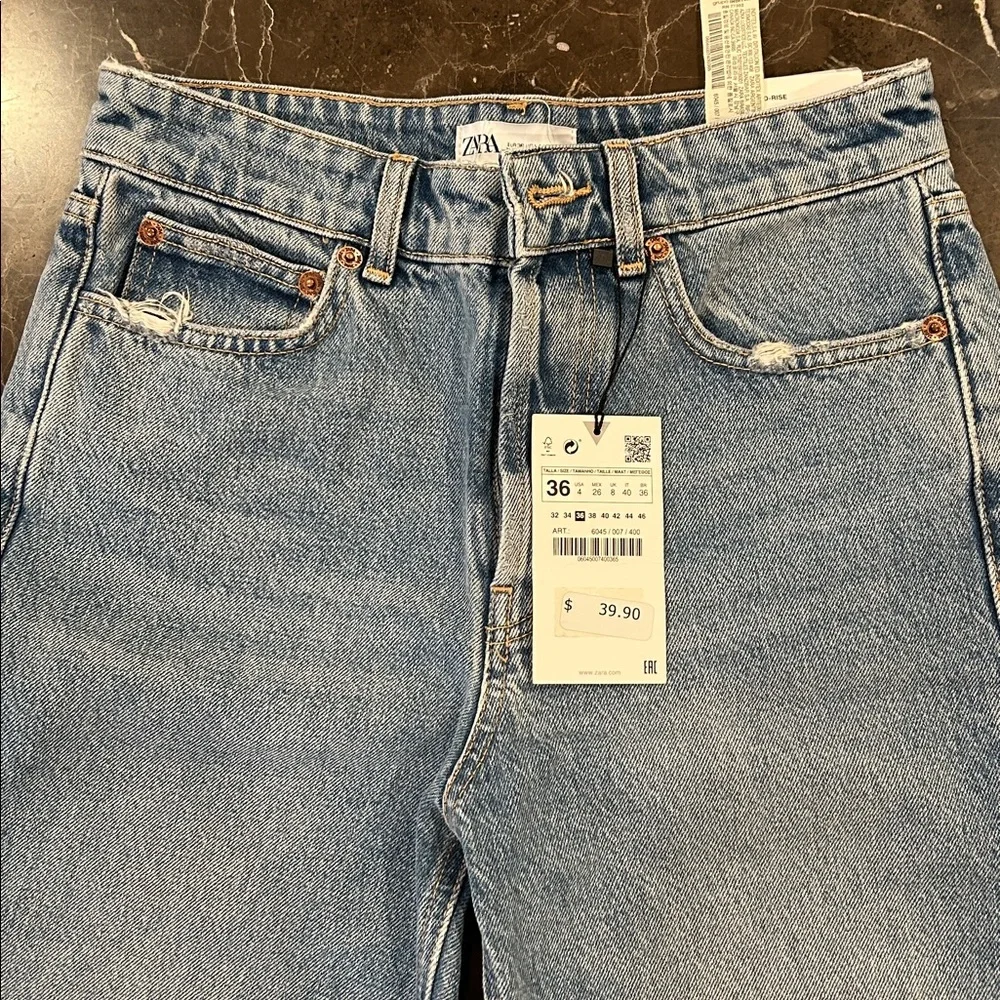 Zara Light Blue Denim Cutoff Shorts - Picture 4 of 9